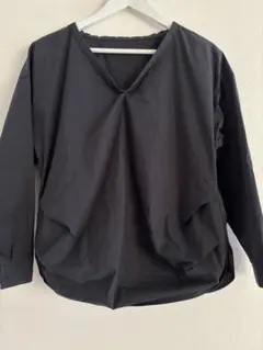 ROPE MADOMORE長袖Vネックシャツのサムネイル