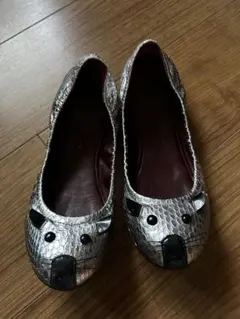 Marc by MarcJacobsマウスフラットシューズ シルバー本革36.5のサムネイル