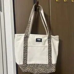 レオパード柄キャンバストートバッグ