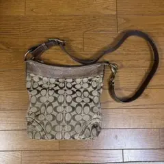 Coach ロゴ柄 ショルダーバッグ❗️