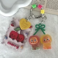 トゥインクルトゥインクル さくらんぼキーホルダー　レッド×イエロー