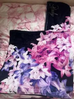 rady 毛布 Rady - Rady ダマスク柄 毛布 ダブルの通販 by インフィニティ's shop
