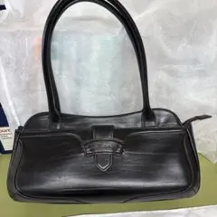 Dakota ブラック ショルダーバッグ