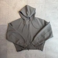 UNIQLO フルジップパーカー