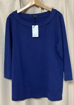 未使用　BURBERRY ネイビー ラウンドネック Tシャツ LL 七分袖　三陽