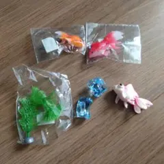 金魚フィギュアセットと水草【送料込】