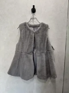 新品同様美品】Lilirena エコファーボリュームファーベストジレ - メルカリ