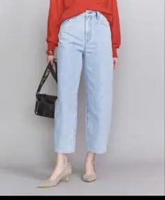 タグ付き新品　Levi's BALLOON JEANS ライトブルーのサムネイル