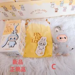 t*a様 POPMART PIN FOR LOVE イニシャル ラブブ C