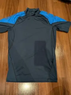 UNDER ARMOUR アンダーシャツ 長袖 ネイビー ブルー