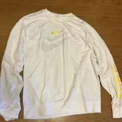 ナイキ　スウェット　Lサイズ