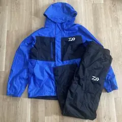 新品✨DAIWAダイワ レインマックス レインスーツDR-3823 迷彩2XL 新品 DAIWAダイワ レインマックス レインスーツDR-3823 迷彩2XL - メルカリ