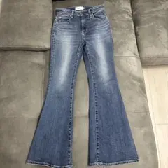 アズール　フレアデニム