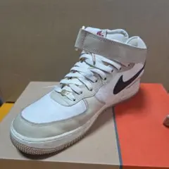 NIKE AIR FORCE 1 MID '07 LX 11