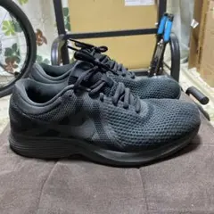 NIKE スニーカー ブラック 25.5cmのサムネイル