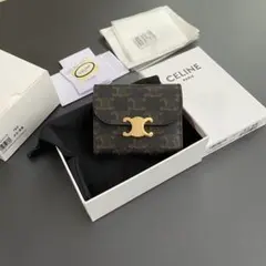 CELINE トリオンフ 三つ折り財布