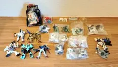 ガンダム　ガチャガチャ フィギュア 16体　まとめ売りのサムネイル