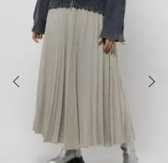 タグ付 niko and... ウールライクプリーツスカート
