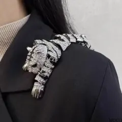 GUCCI タイガー 虎刺繍 現行タグ シルク ブラック ネクタイ グ - メルカリ