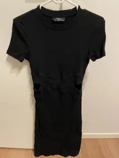 Bershka 半袖タイトミニワンピースのサムネイル