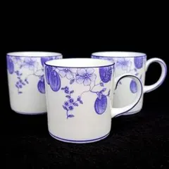 ●美品□ウェッジウッド　ブループラム　マグカップ　3客 3