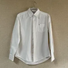 ホワイト 長袖シャツ ポケット付き