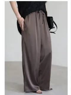 サテンイージーパンツ