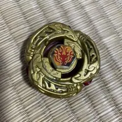 ベイブレード　ゴールド　おもちゃのサムネイル
