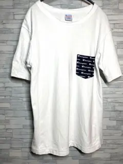 Champion リバースウィーブ　半袖Tシャツ ロゴ柄ポケット