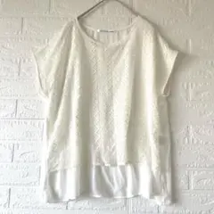 【美品】レイカズンフェバリ レース重ね 半袖 ブラウス 白 FREEのサムネイル
