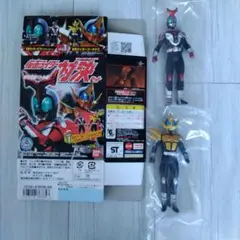 仮面ライダー対決セット 仮面ライダーカブトハイパーFVS仮面ライダーゴーカサスのサムネイル