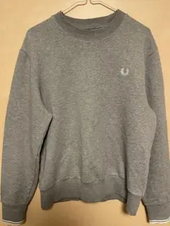 フレッドペリー ワンポイントロゴ刺繍 クルーネックスウェット