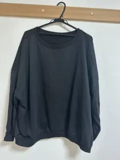 ブラック オーバーサイズ スウェット