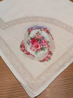 ヴィンテージ　花柄ハンカチ