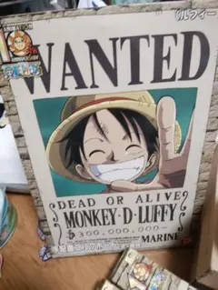 ワンピースグッズ　コルクボード壁掛けデコレーションテープフィギュアキーホルダー