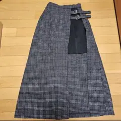 スパイラルガール　スカート