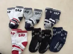GAP ベビーソックス 12-24m