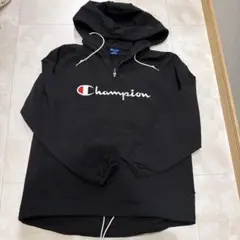 Champion ブラック プルオーバー M
