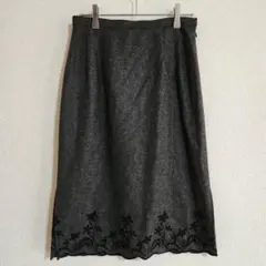 【Bercher】（L）ウール混花柄サークル刺繍タイトスカート/ミモレ丈/きれい