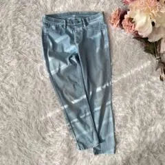 UNIQLOユニクロウルトラストレッチデニムクロップドレギンスパンツ（M）