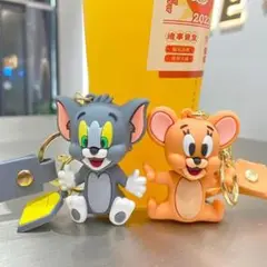 トムとジェリー　2点セット 人気 チャーム 鍵 家 車 バッグチャーム バック