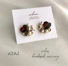 No242 ♢new♢ ルビーカラーのハートビジューピアス/ステンレスポスト