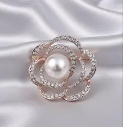 さ*ぴ様 パール&ゴールドカメリアブローチ　卒業式　入学式　卒園式　入園式　セレ