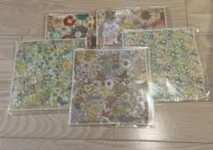 【五枚セット】新品、未開封　リバティプリント　裏面パイル　ハンカチのサムネイル