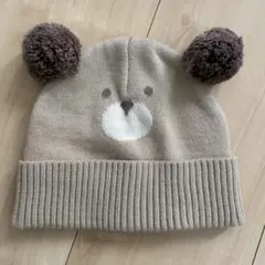 クマの顔 ポンポン付きニット帽