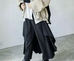 バックフレアーパンツ　グレー