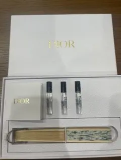 Dior メゾン クリスチャン ディオール ラッキー ファン セット - メルカリ