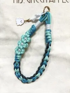 ハンドメイド　ストラップ　Shadows パラコード　ミセス
