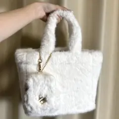 ROYAL PARTY ホワイト ファー ハンドバッグ ポーチ ノベルティ