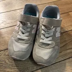 ニューバランス　スニーカー18cm